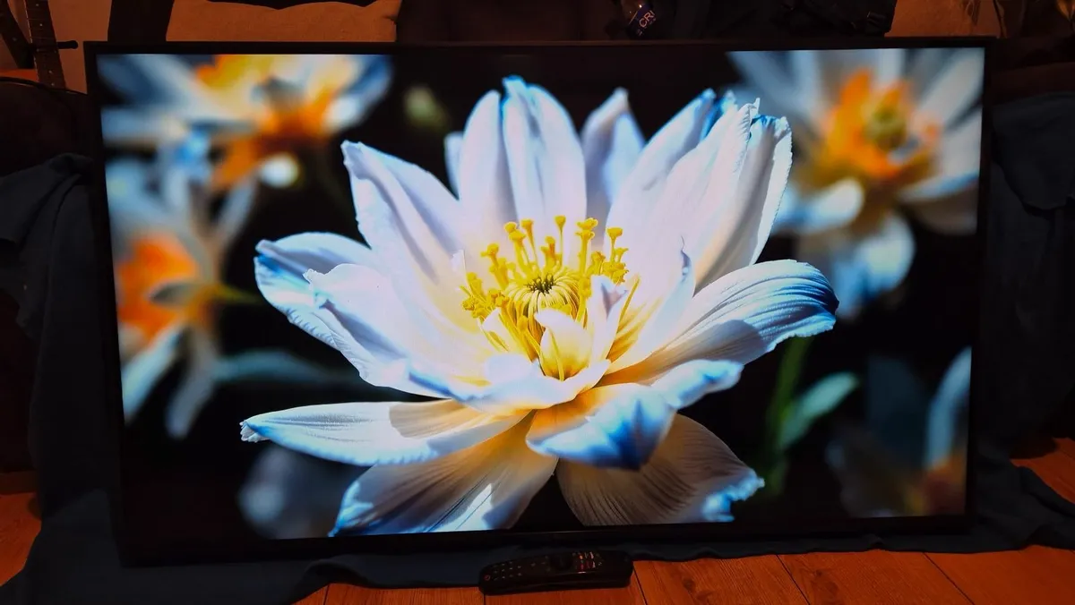 LG 50" UHD 4K Smart TV - Image 4