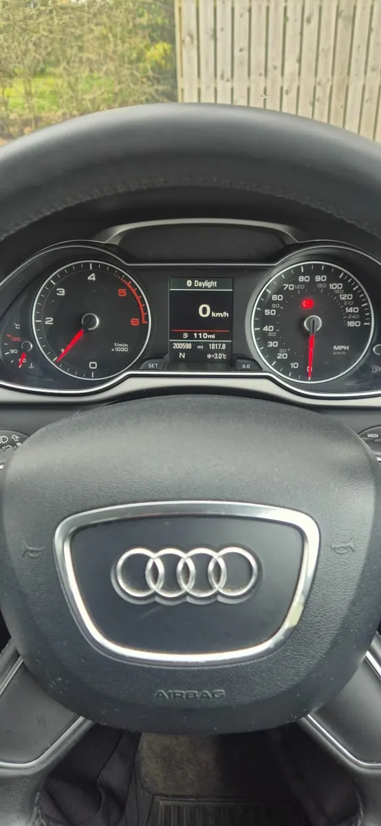 Audi A4 2014 automatic - Image 2
