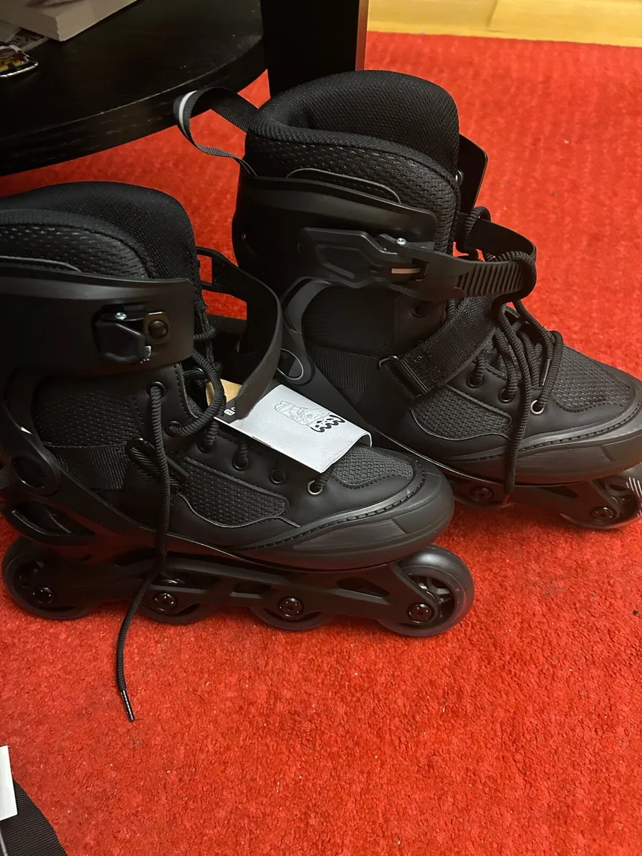 Rollers size40+Protectors+Helmet+Bag Never used - Image 4