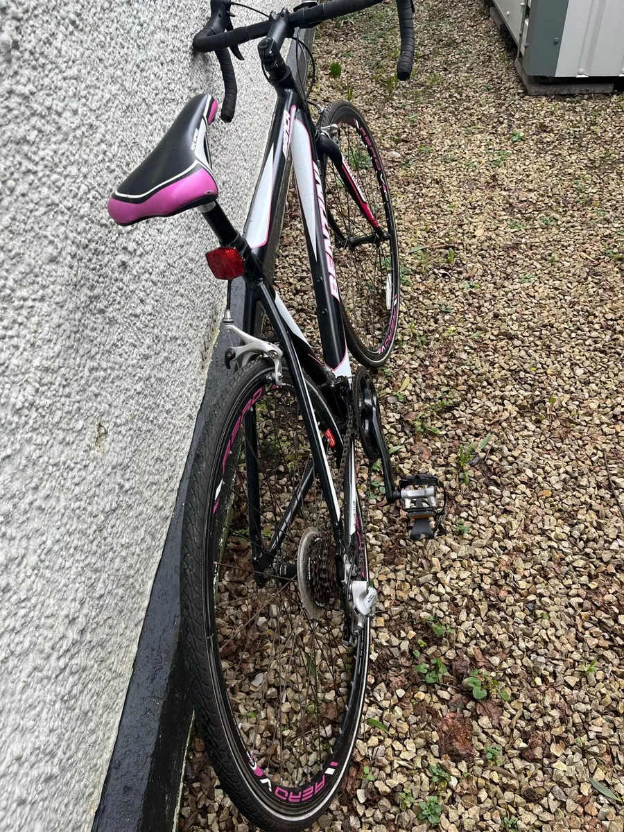Ladies Bentini Road Bike - Image 2