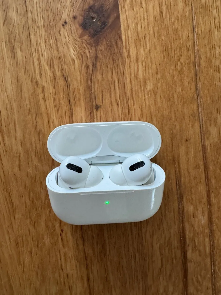 Apple AirPod Pros - Image 2
