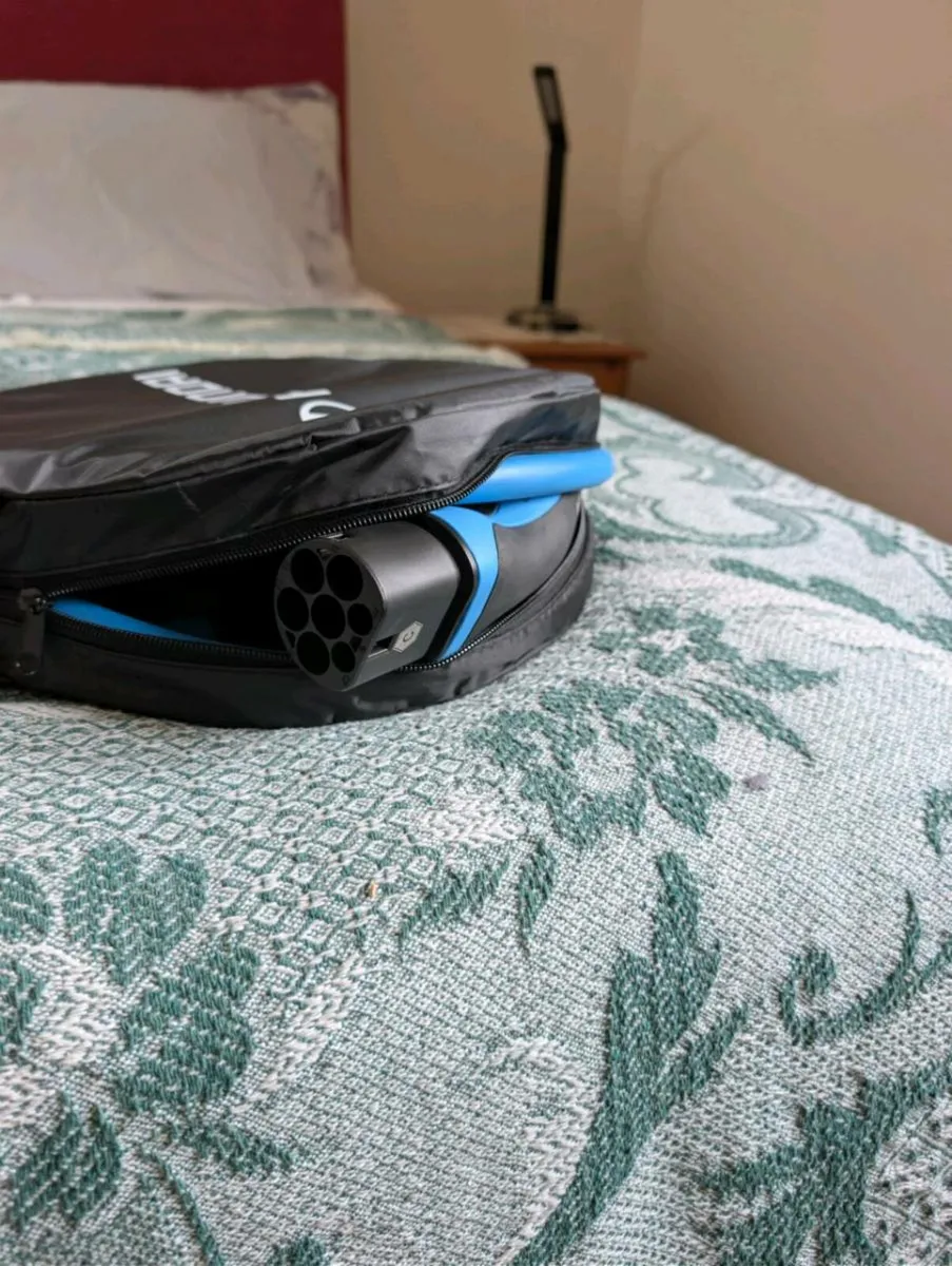 EV home charger - Image 3