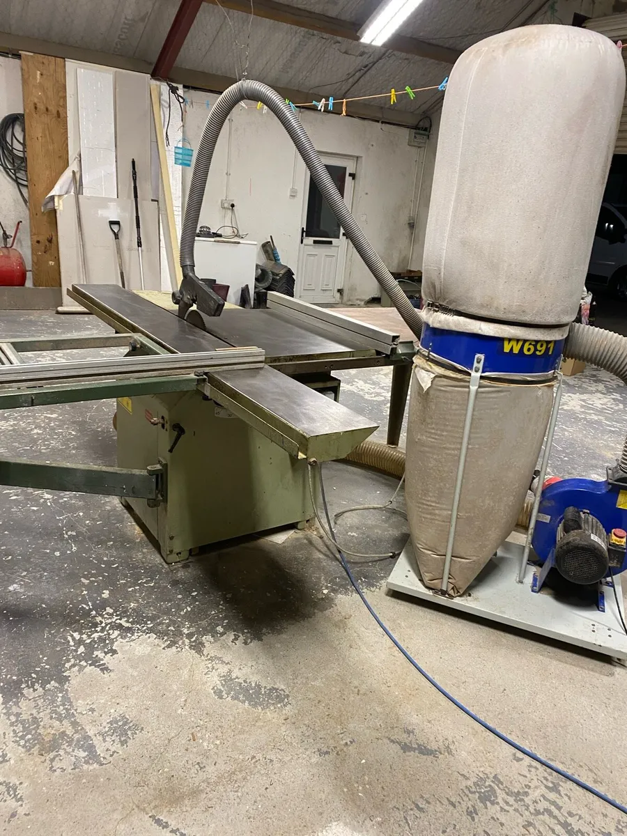 Panel saw with dust extraction - Image 1