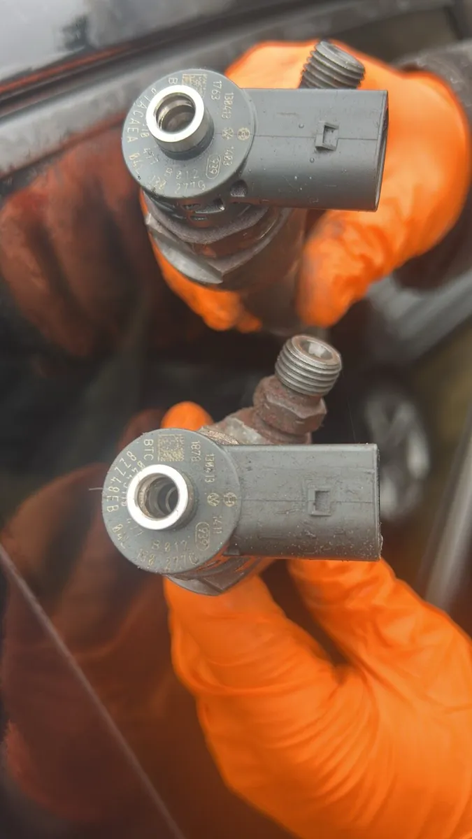 Vehicle parts - Image 2