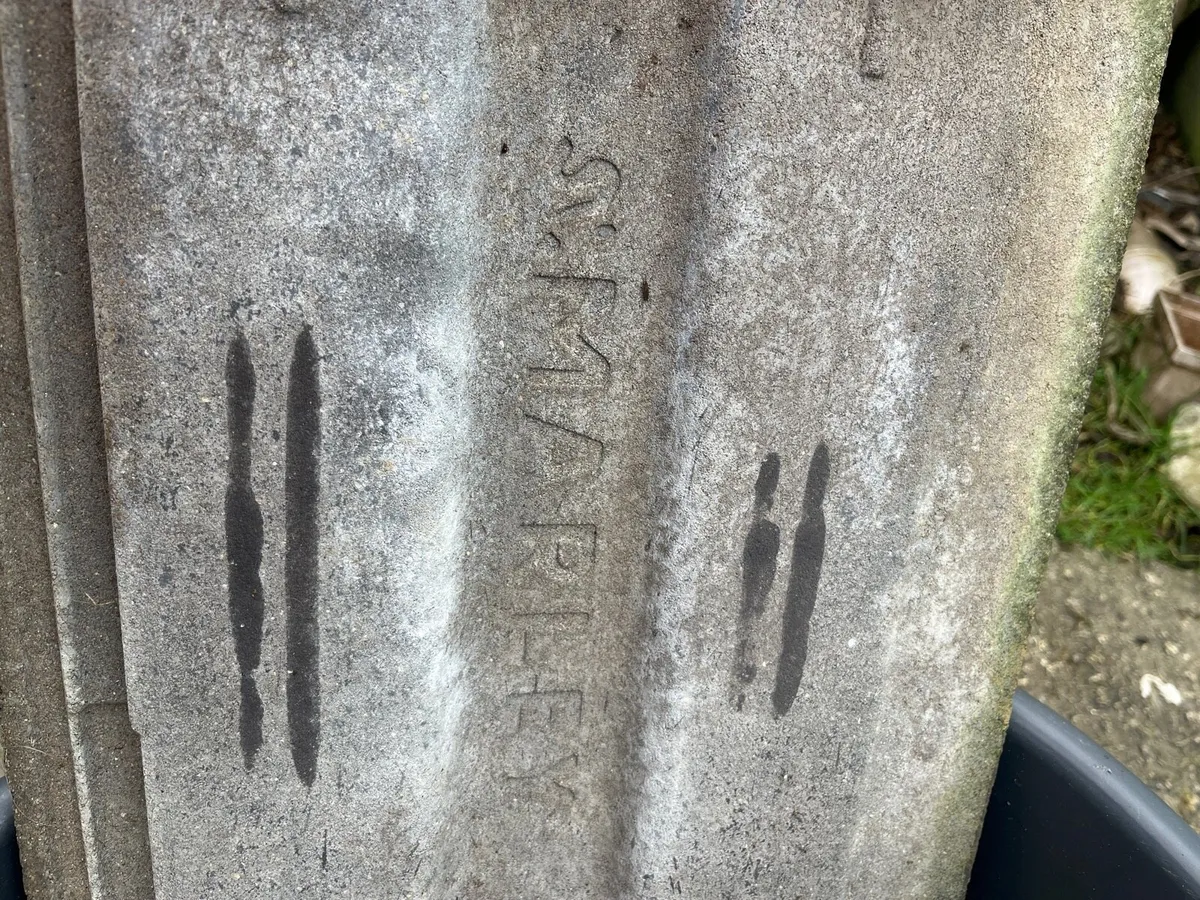 Roof tiles - Image 2