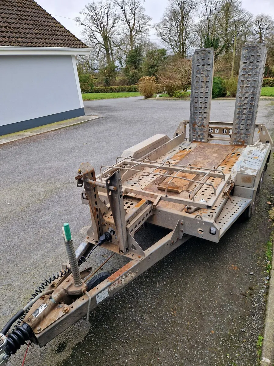 Plant Trailer - Image 1