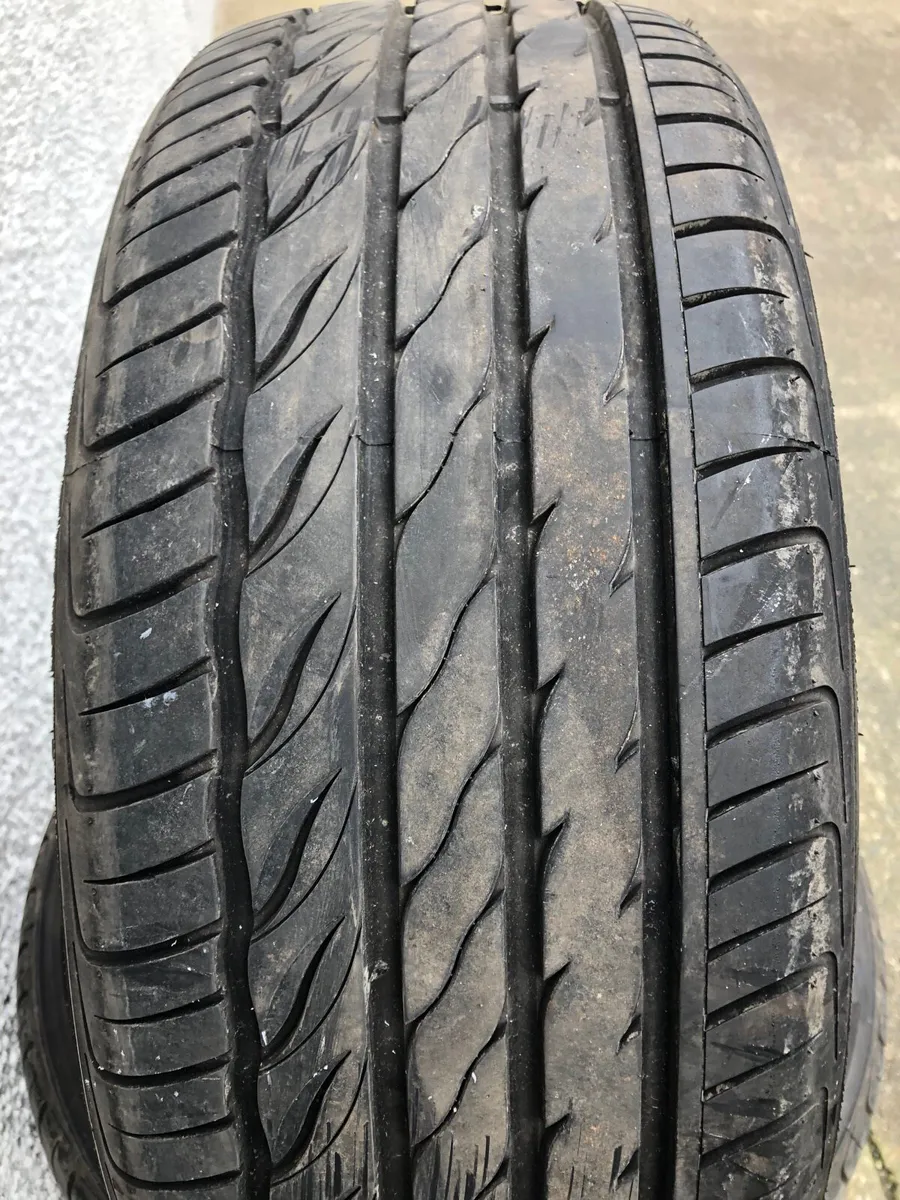 FRD26 225/55ZR17 x 4 - Image 3