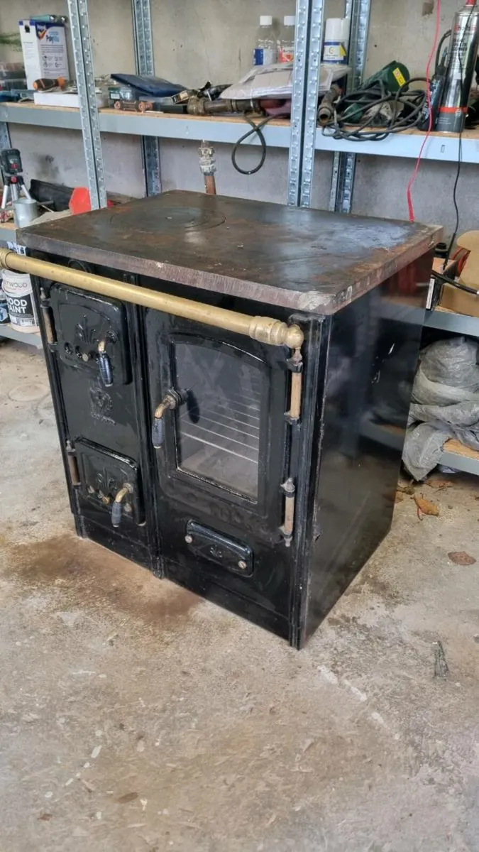 Range, Larder Fridge and Undercounter Fridge - Image 2