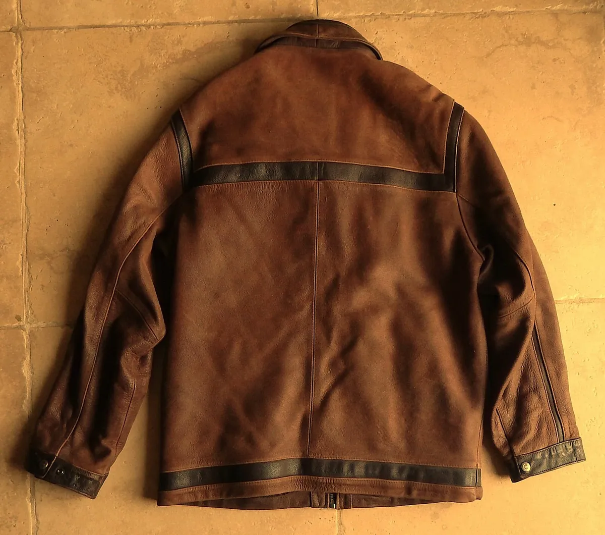 Gents Wildox Leather Jacket, Size XL - Image 2