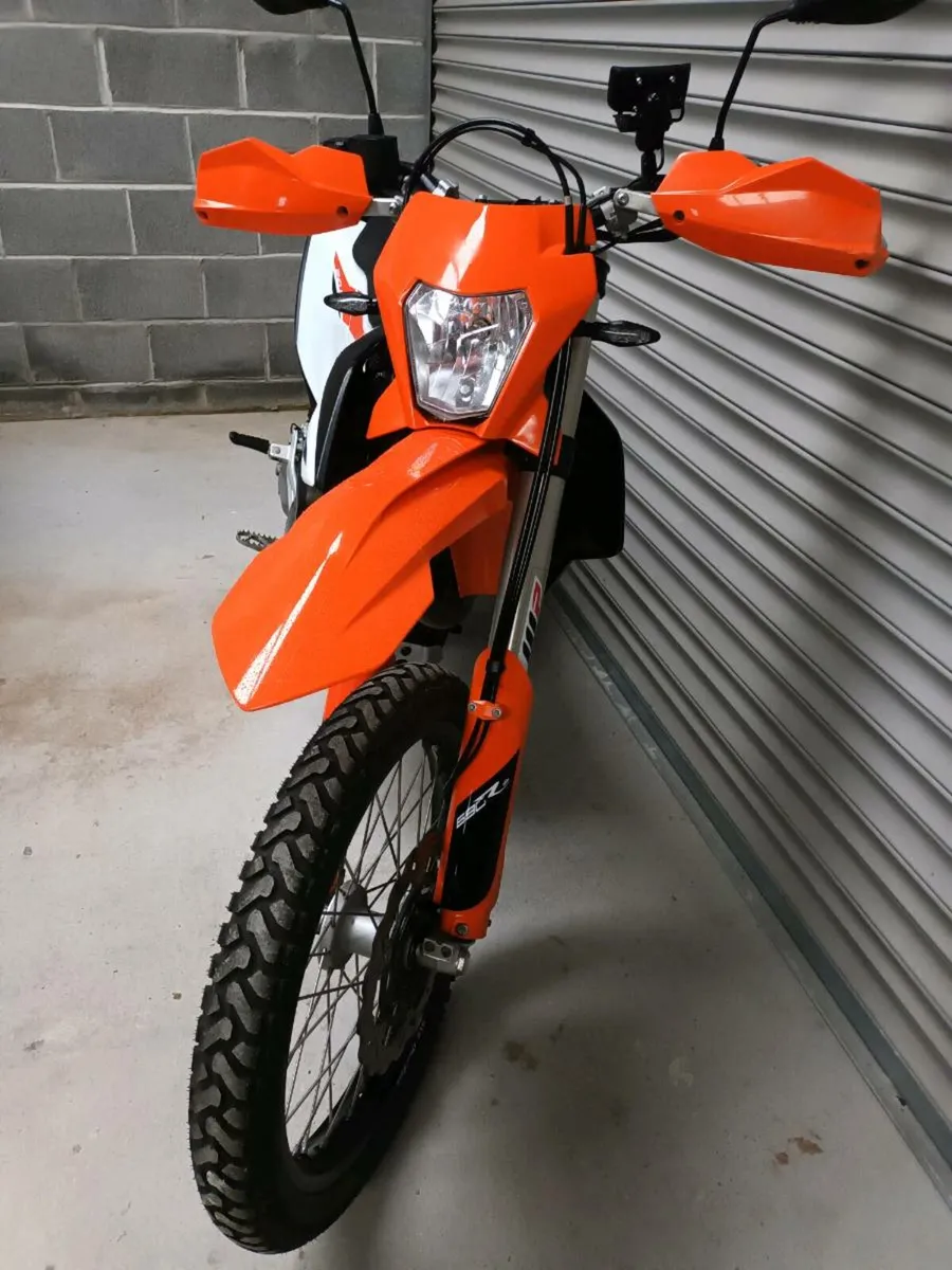 Ktm 690 Endruo R - Image 4