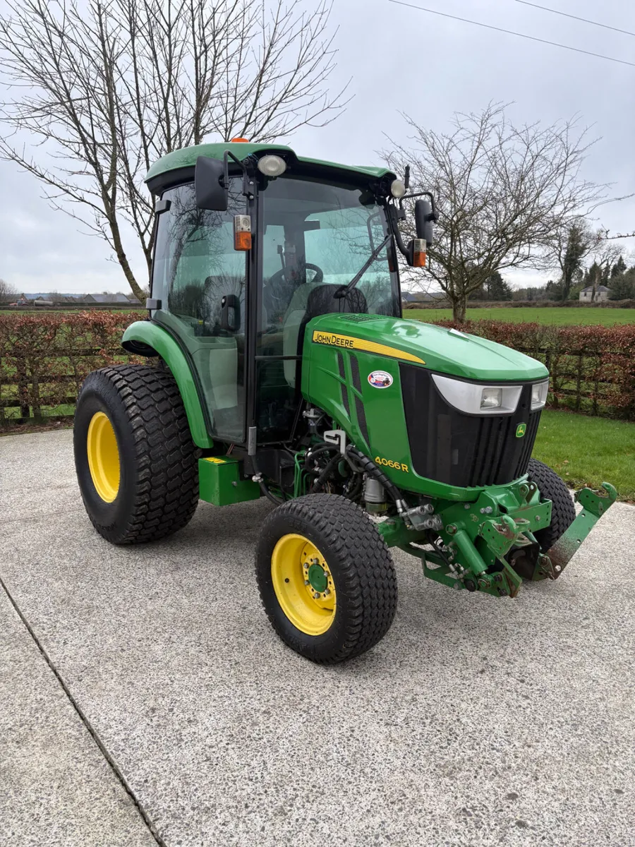 John Deere Compact Tractor - Image 1