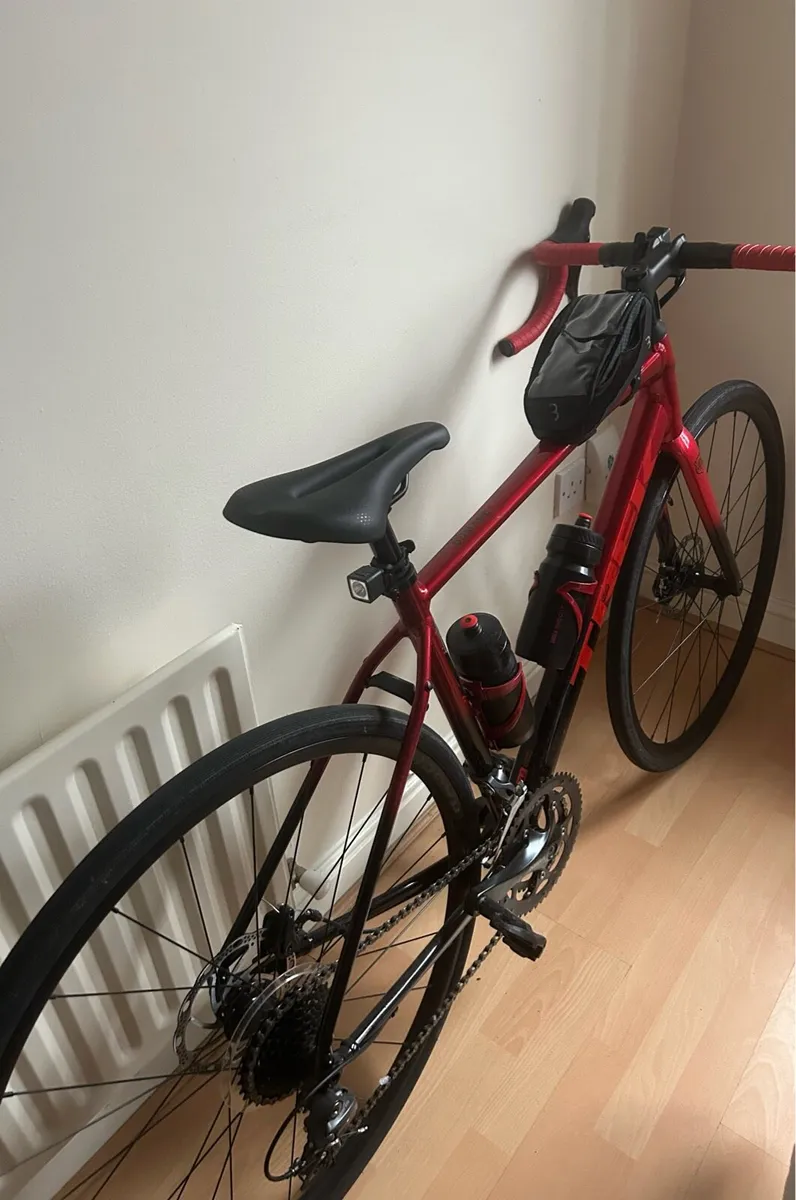 Trek Domane Road Bike - Black / Red - Image 4