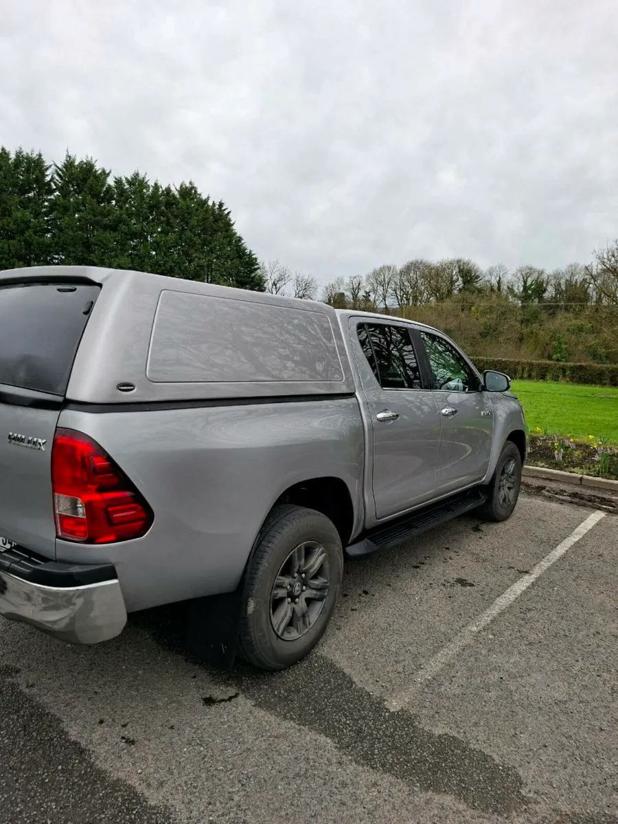 Toyota Hilux - Image 4