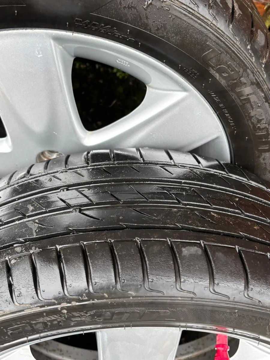 4 Alloy Wheels with Tyres - Image 4