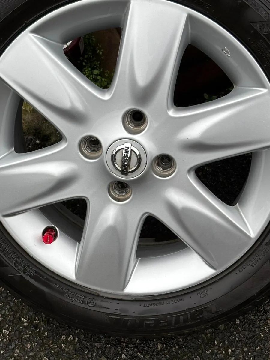 4 Alloy Wheels with Tyres - Image 1