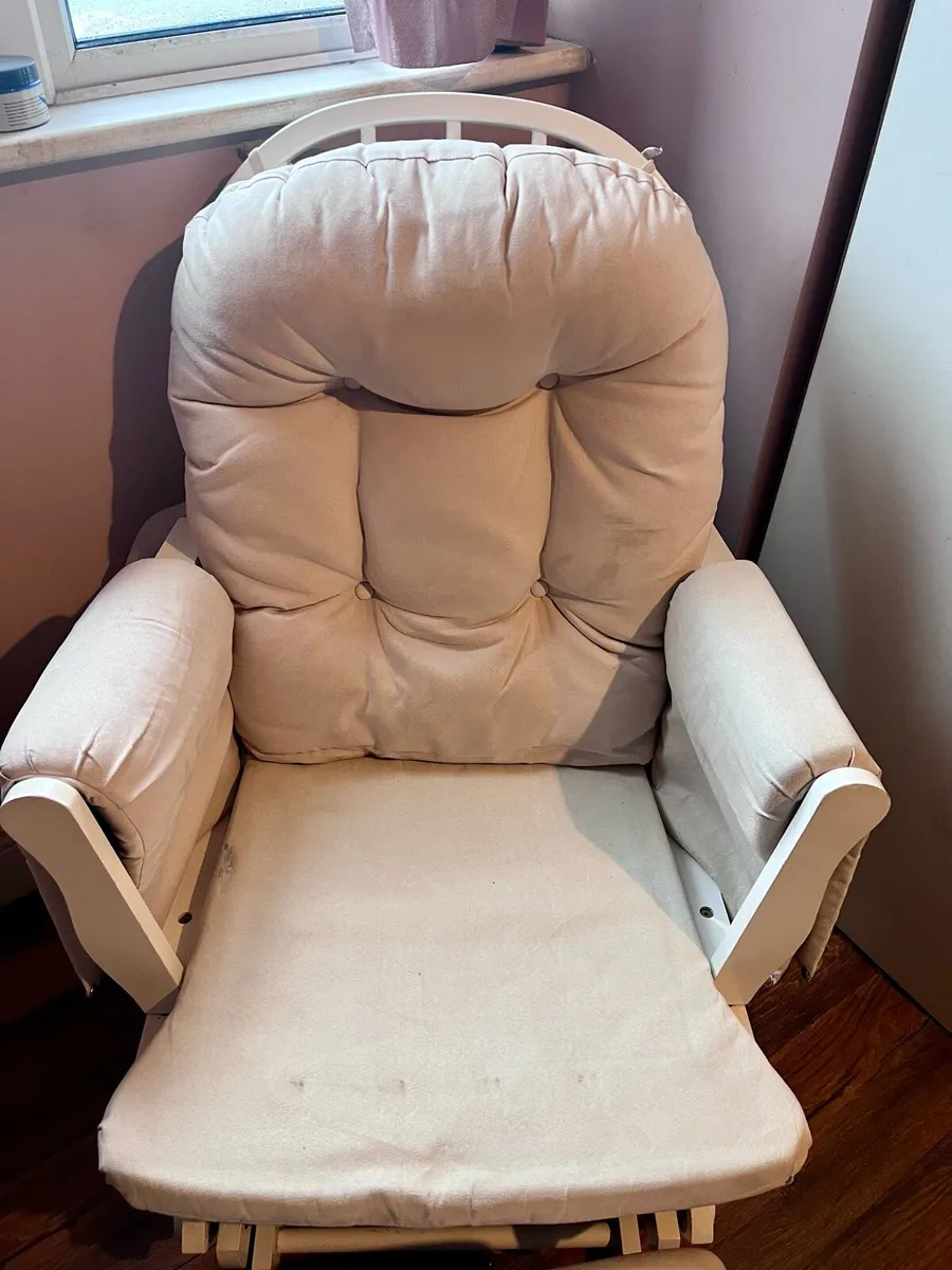 Nursing Chair - Image 3