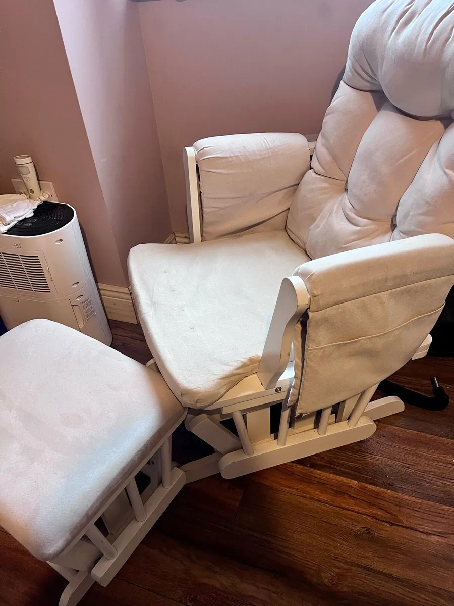 Nursing Chair - Image 2