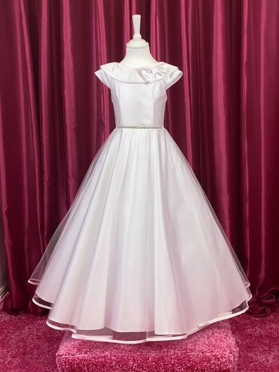 Beautiful communion dress from Cathy's. - Image 1