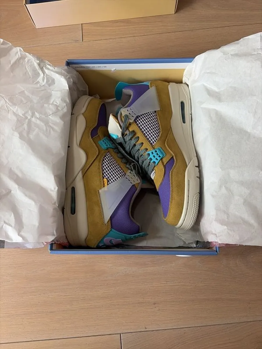 Nike Jordan x Union Jordan 4 - Image 4