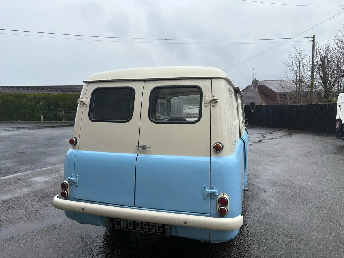 1969 BEDFORD   C A   VAN - Image 2
