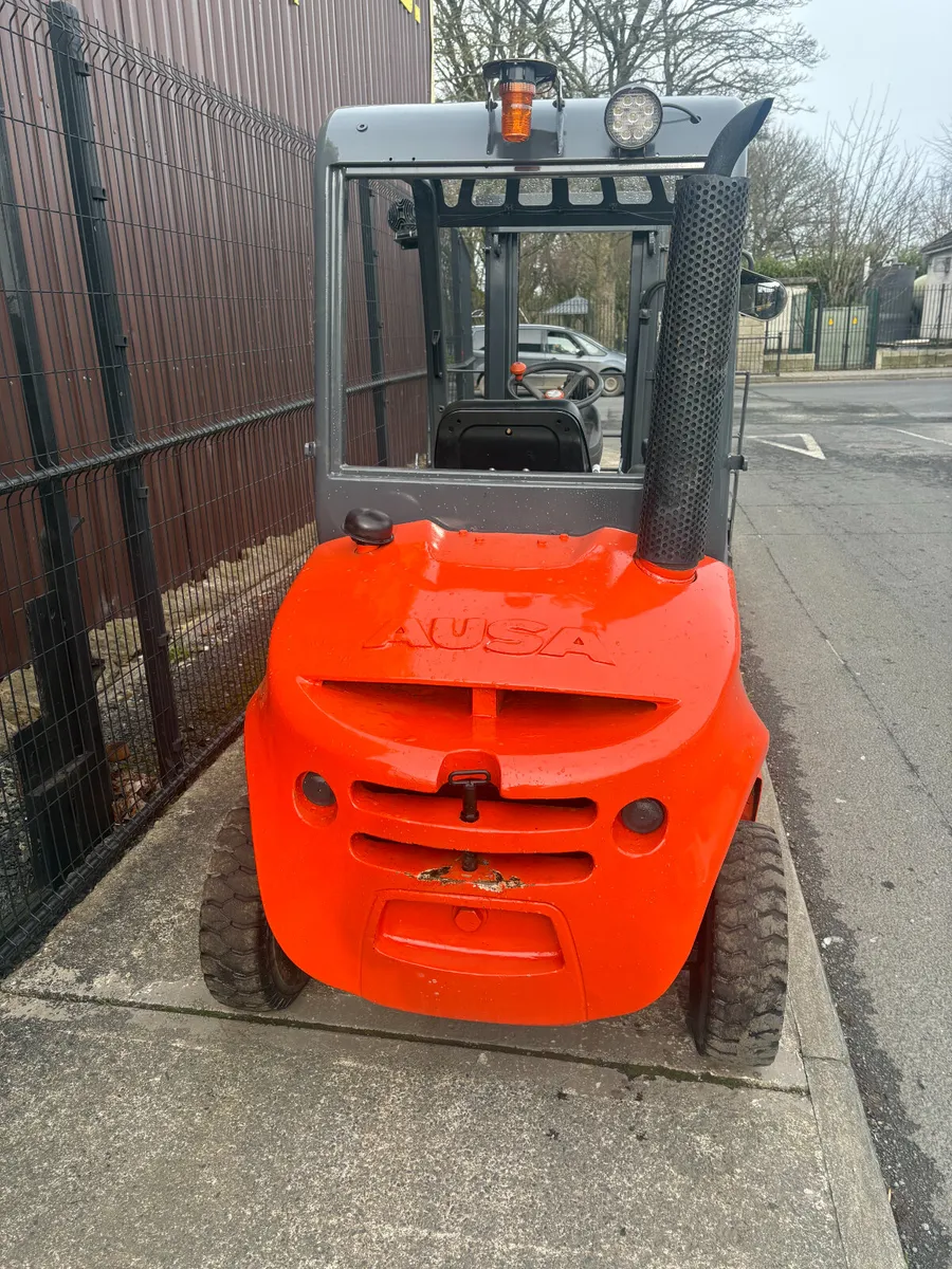 Ausa All Terrian Forklift - Image 4