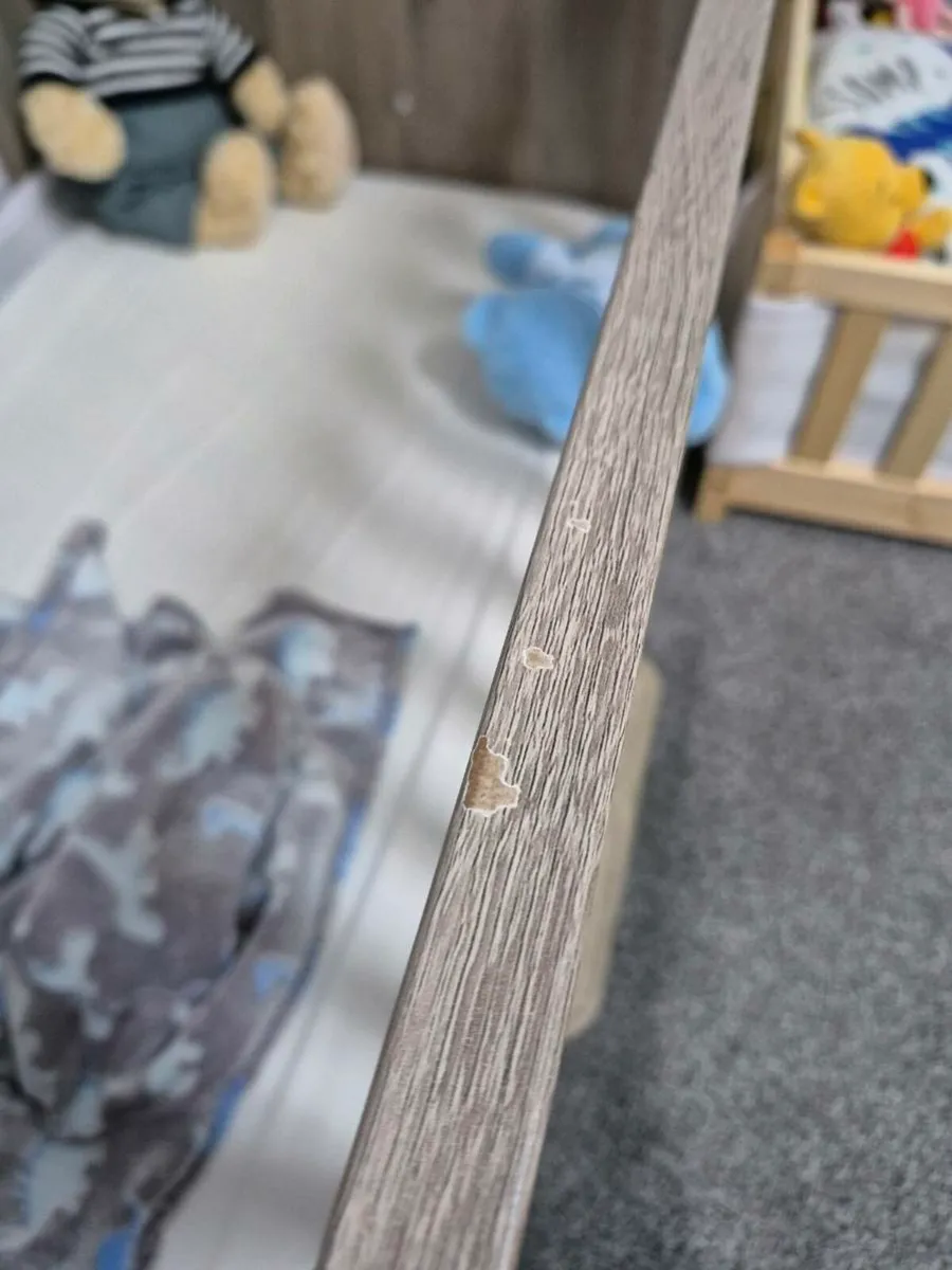 Mama and papa's Franklin coat bed - Image 3