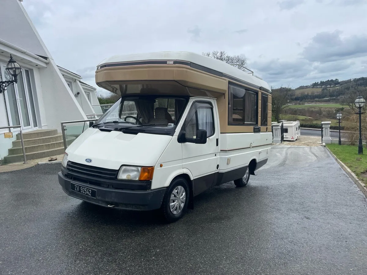 Vintage camper van - Image 2