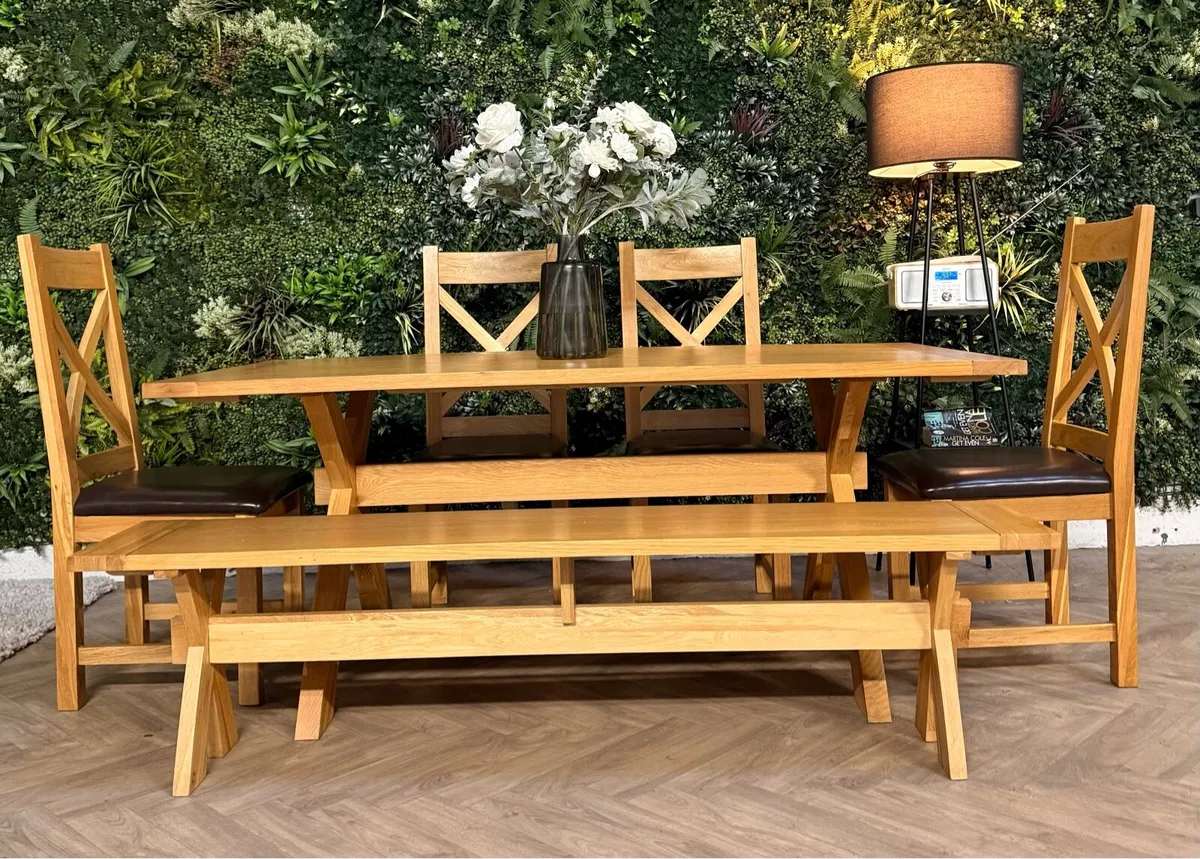 Oak kitchen table, 4 chairs & bench/dining set - Image 3