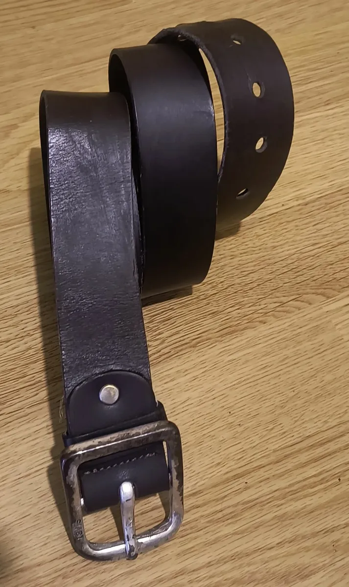 Levis Leather Belt 127 cm long - Image 4