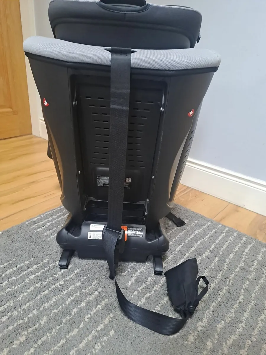 Joie Bold Group 1/2/3 Isofix Car Seat - Image 2