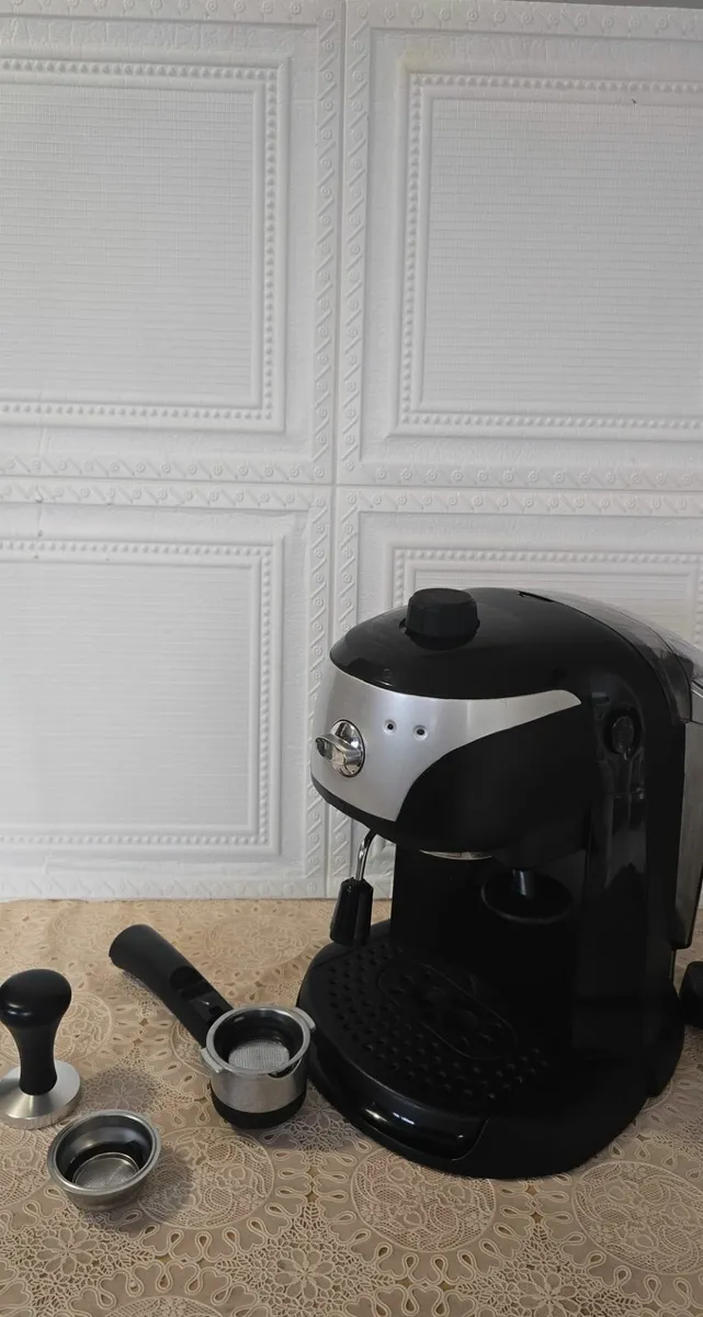 De'Longhi Coffee Machine EC221.B - Image 3