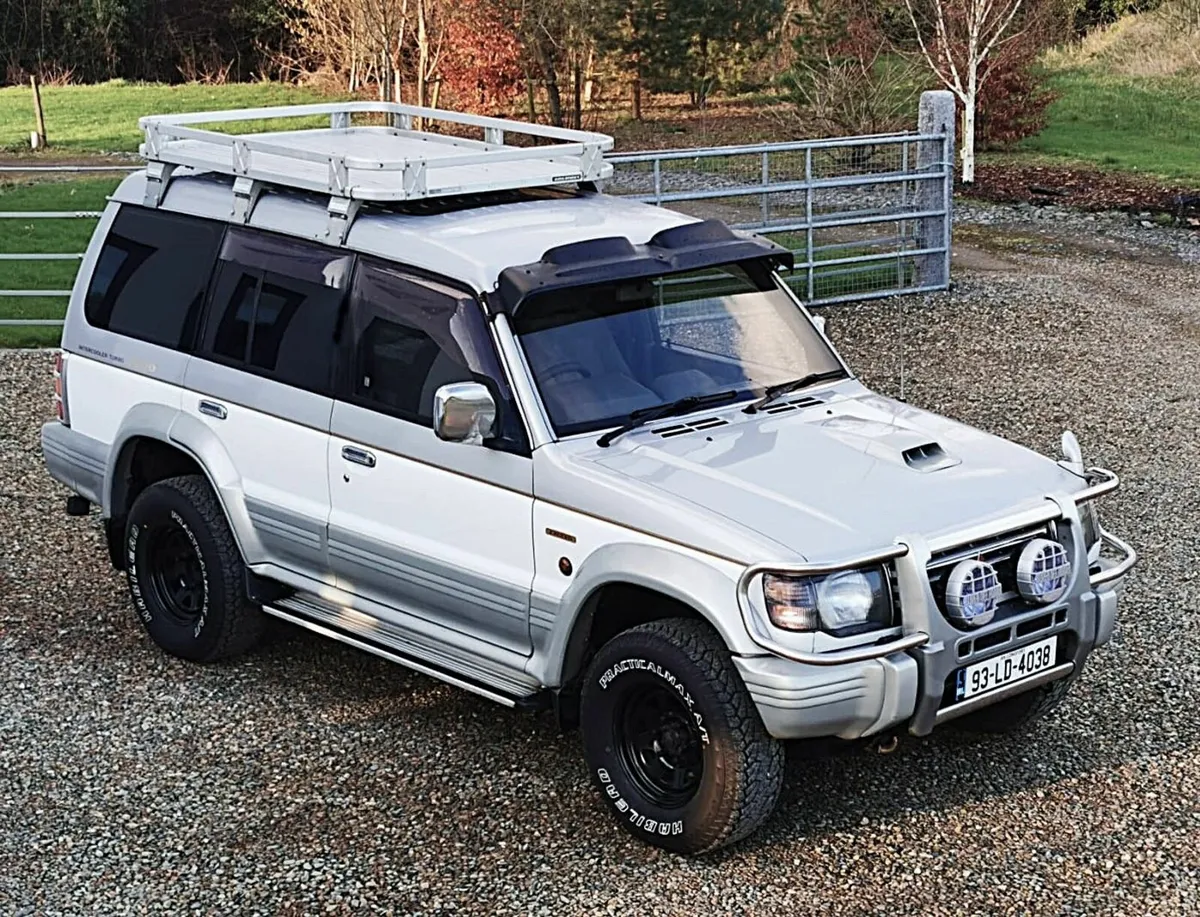 MK2 1993 JDM Mitsubishi Pajero 2.8TD LWB Exceed - Image 1