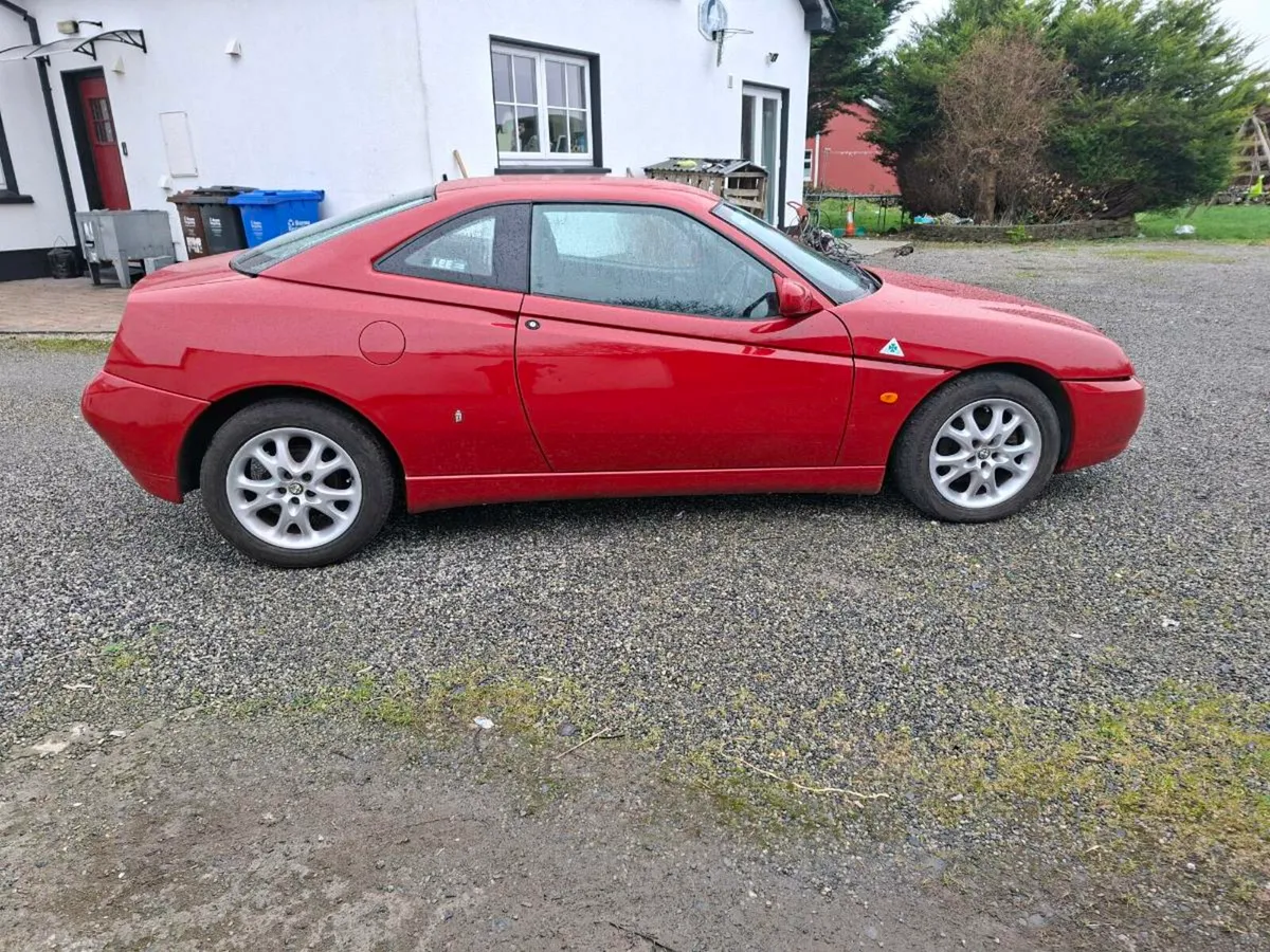 Alfa romeo gtv - Image 3