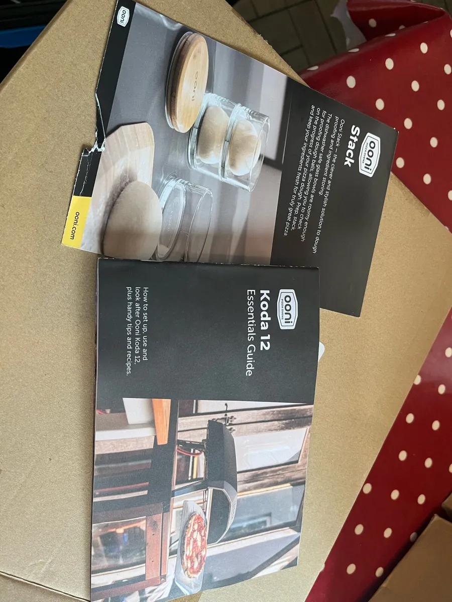 Ooni Koda 12 Pizza oven plus Ooni accessories - Image 3
