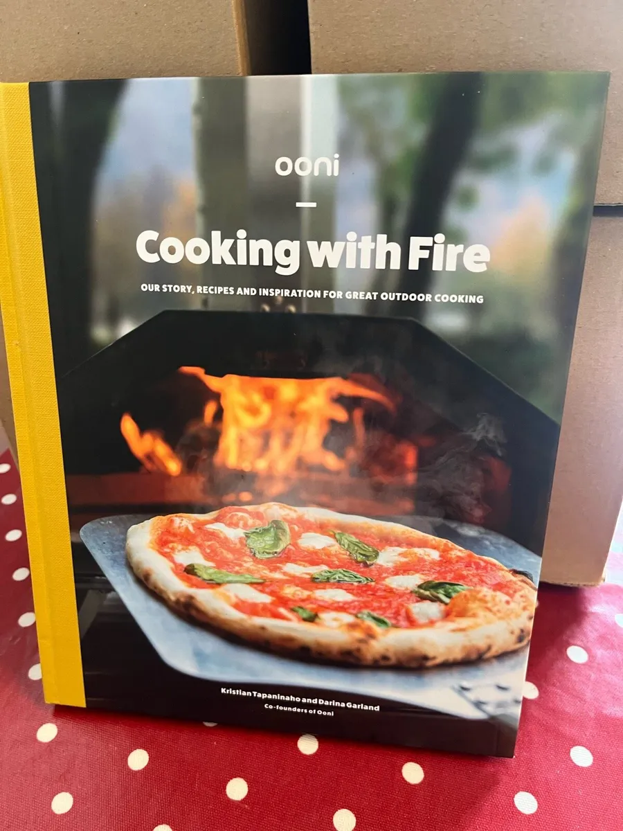 Ooni Koda 12 Pizza oven plus Ooni accessories - Image 4