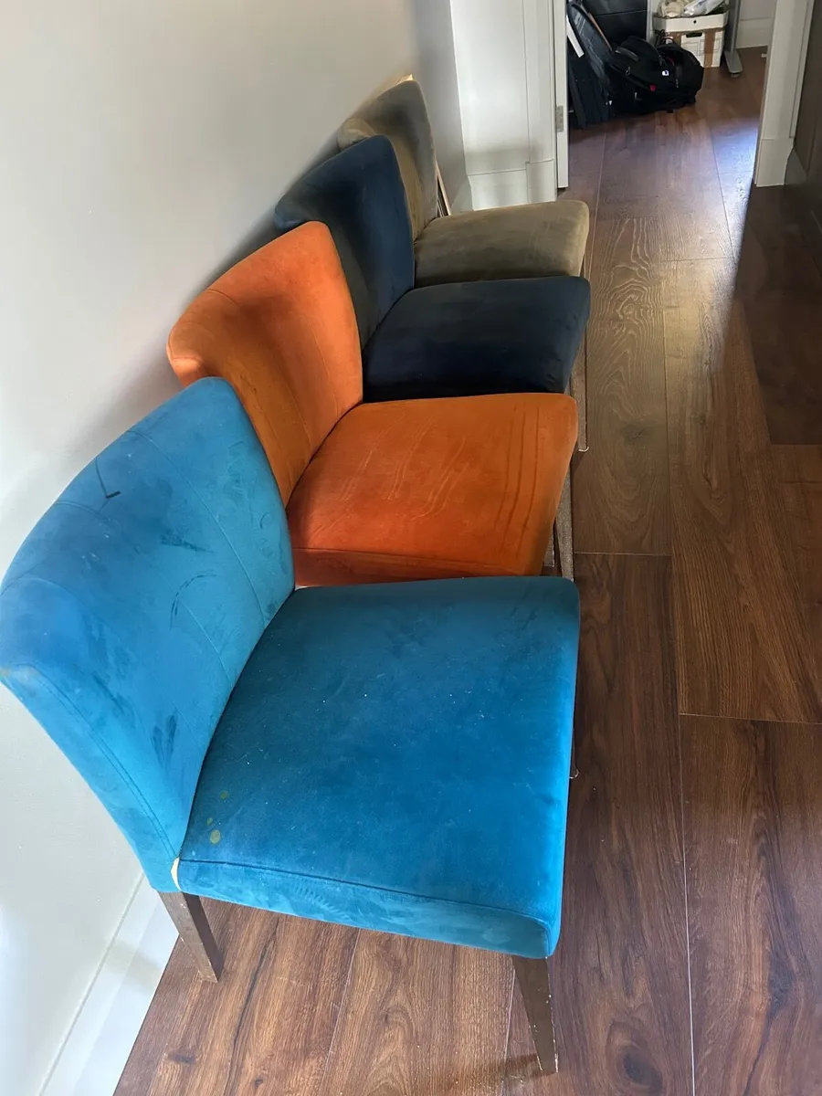 Dining chairs x 8 - Image 4