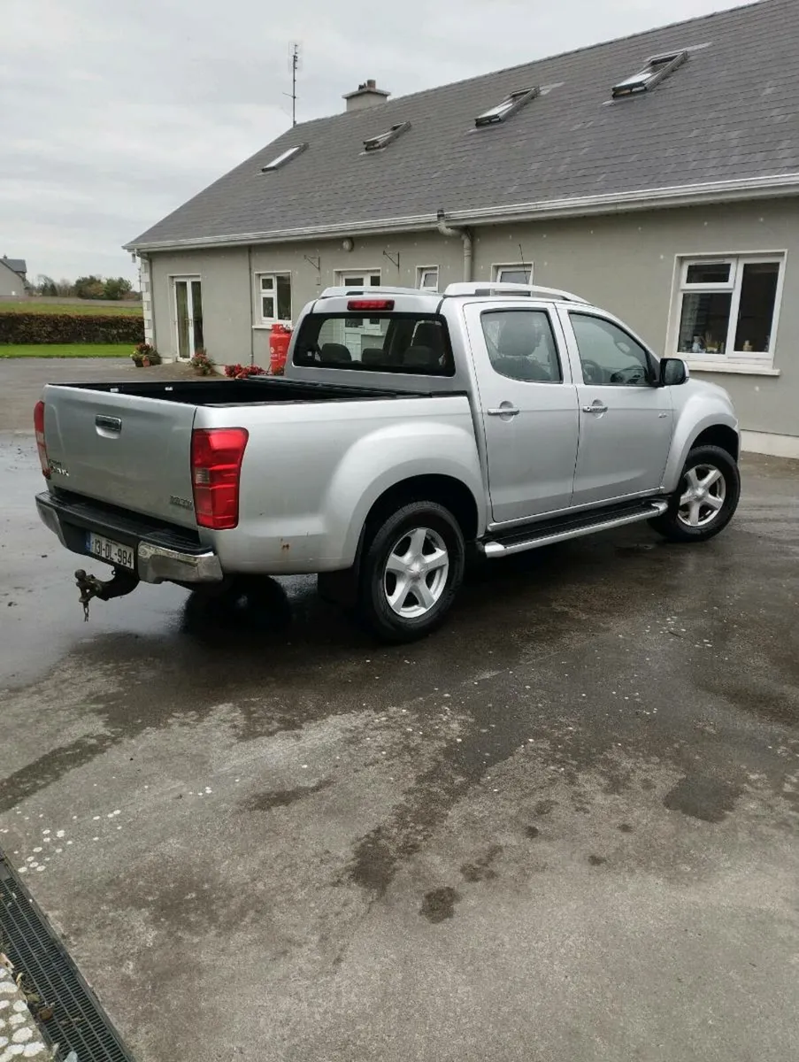 Isuzu d max - Image 4
