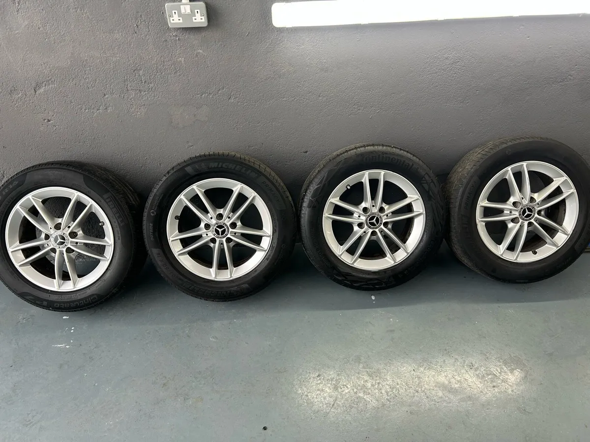 16” GENUINE MERCEDES A CLASS ALLOY WHEELS & TYRES - Image 2