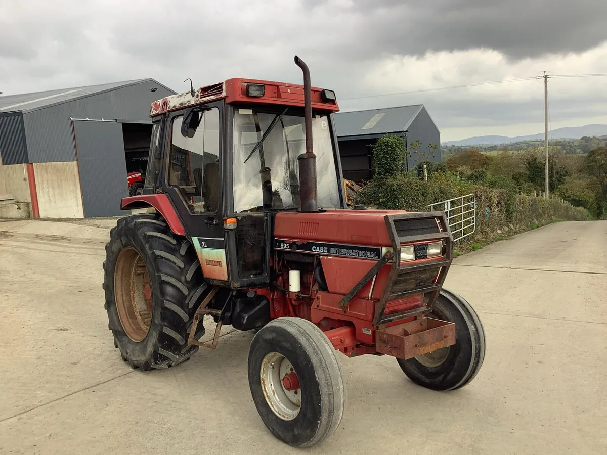 1994 Case 895 XL - Image 1