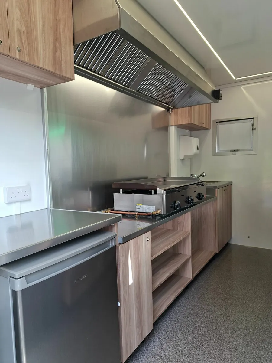 Food Truck - Image 4