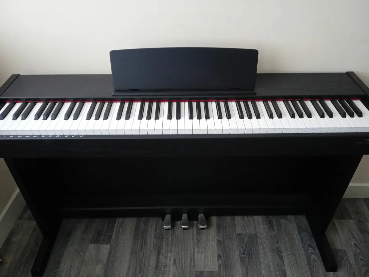 NEW Digital visionkey 500 Piano - Image 1