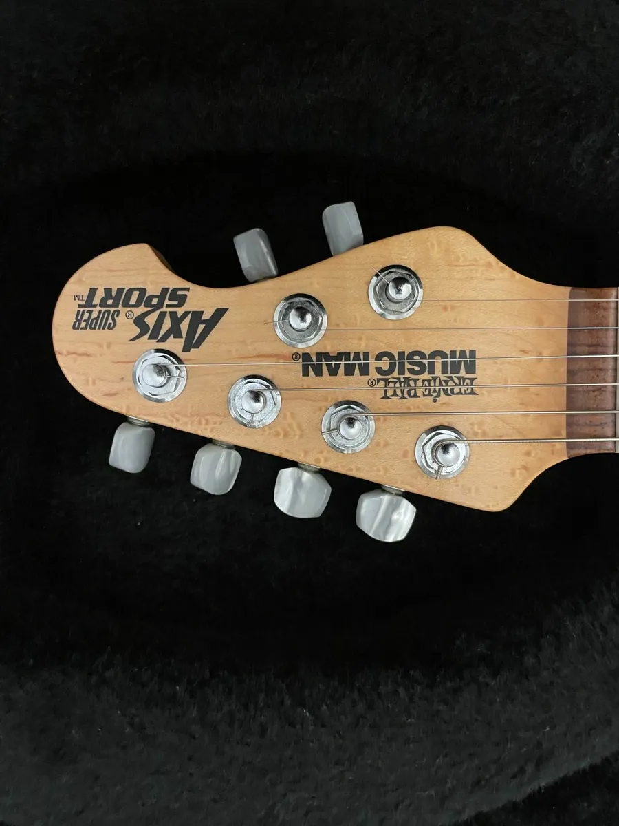 Music Man Guitar - Image 4