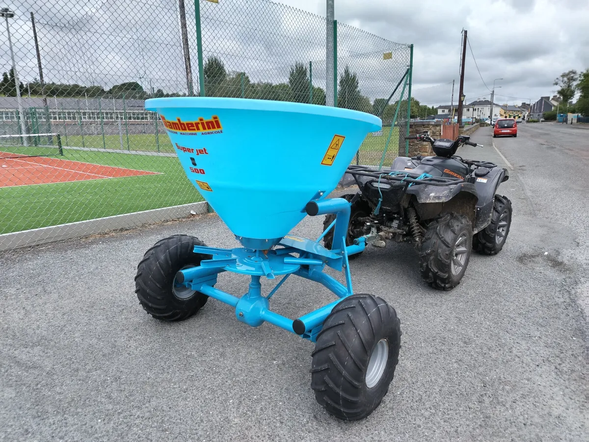 Selection of New Fertiliser Spreaders - Image 2