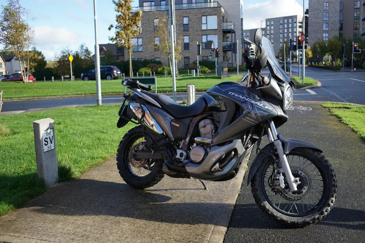 Honda Transalp XL700 2008 - Image 3