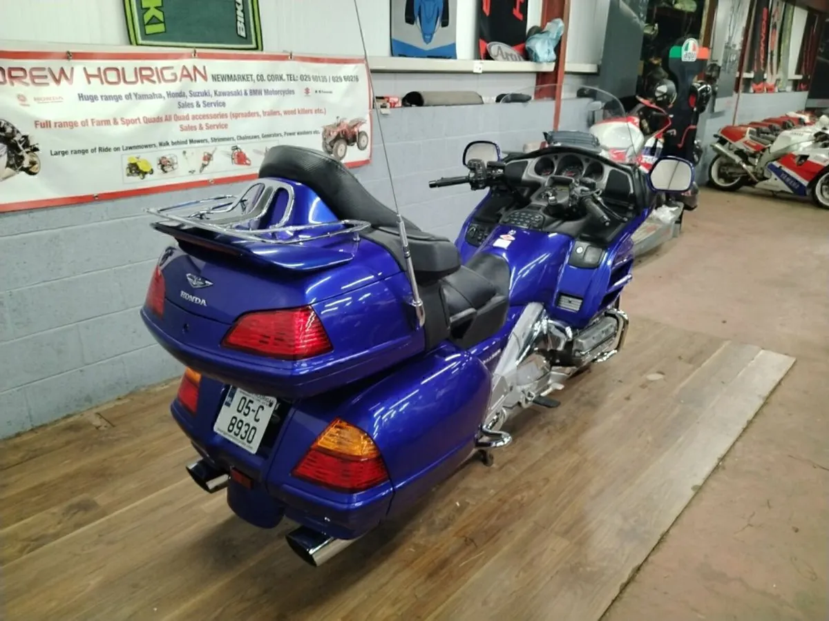 Honda Goldwing GL1800 Anniversary Model - Image 4