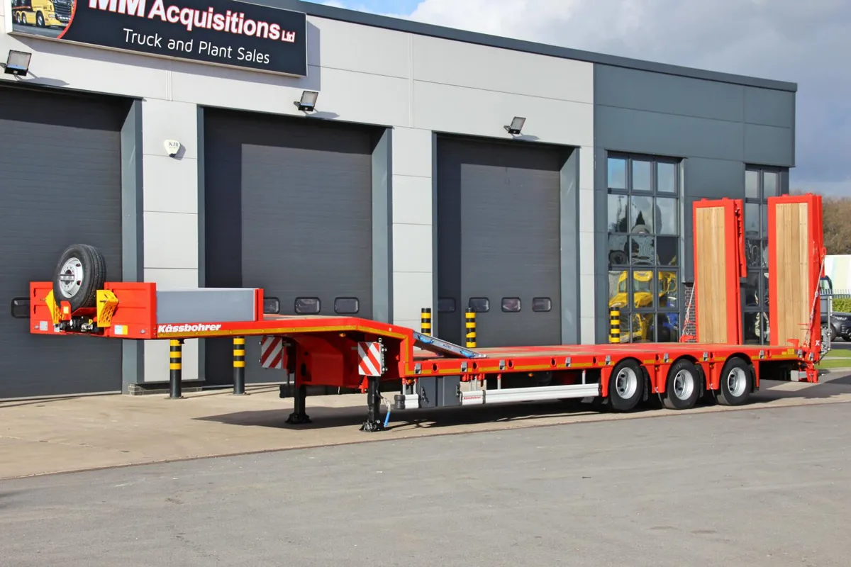 2025 KÄSSBOHRER 3 AXLE EXTENDABLE LOW LOADER - Image 1