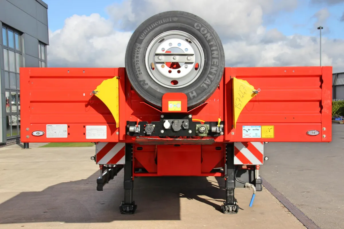 2025 KÄSSBOHRER 3 AXLE EXTENDABLE LOW LOADER - Image 2