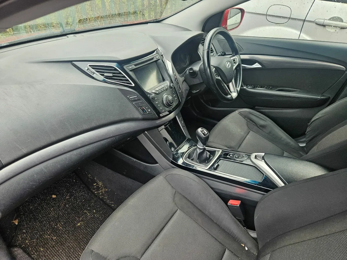Hyundai i40 for breaking ford galaxy 2014 - Image 2