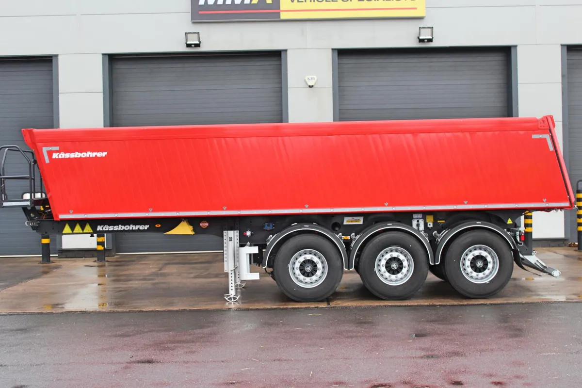 2025 KÄSSBOHRER SKA 3 AXLE ALLOY TIPPING TRAILER - Image 3