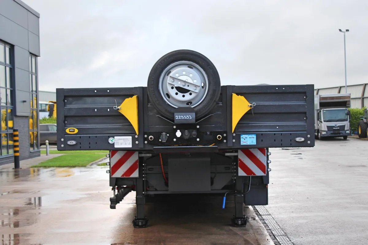 2025 KÄSSBOHRER 3 AXLE EXTENDABLE LOW LOADER - Image 2